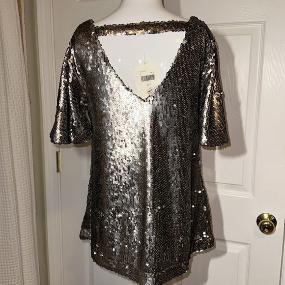 New with tags, Altar’d State gunmetal sequined blouse, medium - Picture 5 of 8